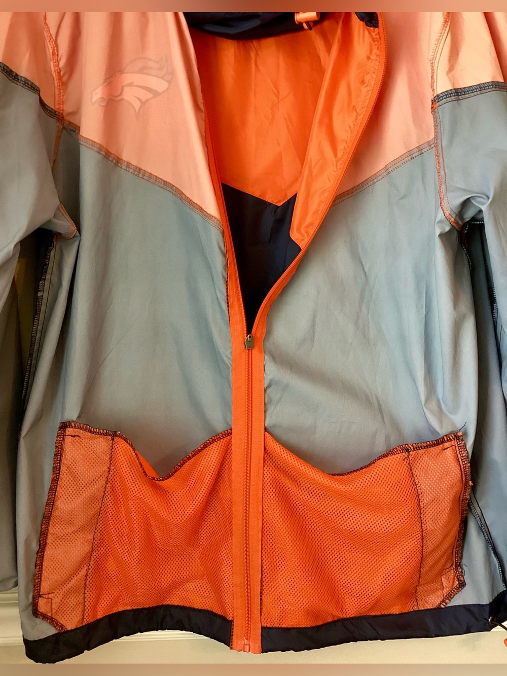 Denver Broncos Lightweight Windbreaker Rain Jacket NFL Team Apparel Extra-Large - Picture 8 of 10